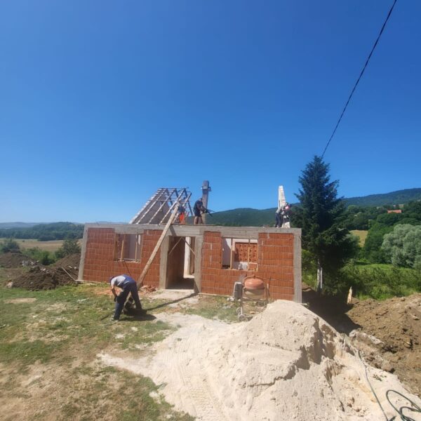 Akcija renoviranja kuće obitelji Zrno_informiranje o radovima